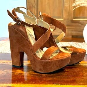 Stuart Weitzman, brown suede, platform sandals, size 6 1/2